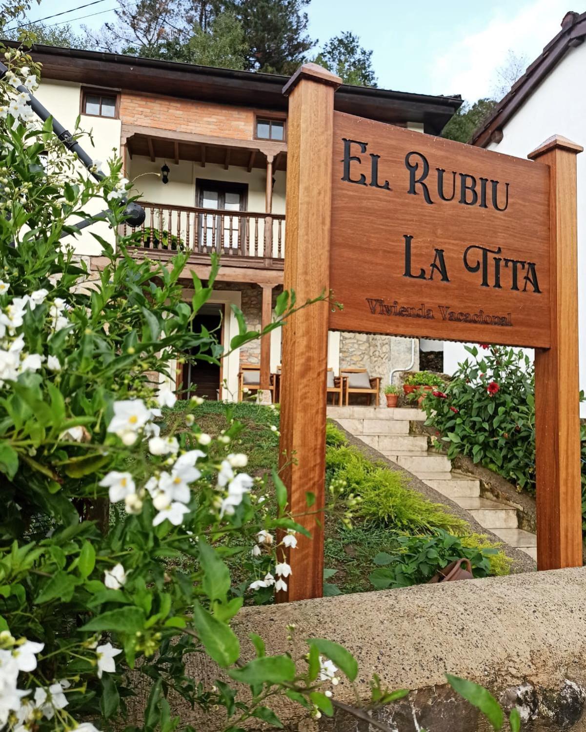 Vila El Rubiu La Tita Llano-Con Exteriér fotografie